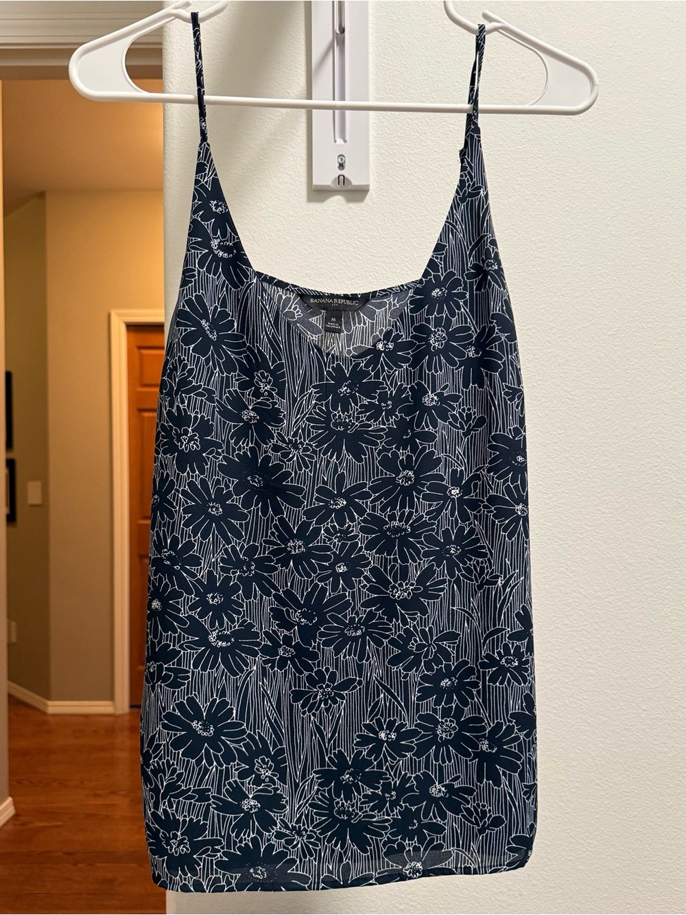 Banana Republic Factory Floral Cami M Navy Lined Tank Top